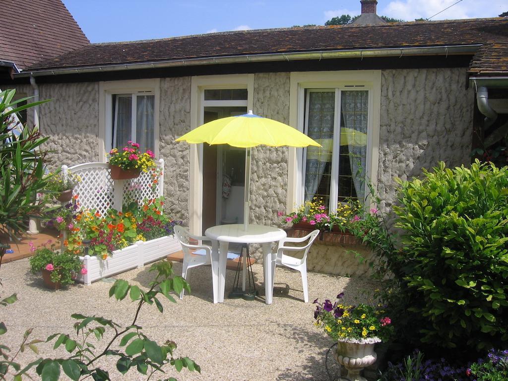 Au Bon Gite - Studio Arromanches-les-Bains Phòng bức ảnh